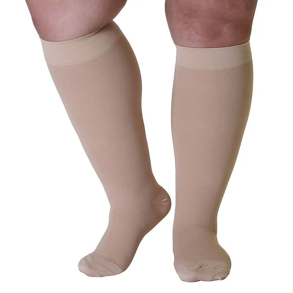 Skin color-mid-tube bag toe
