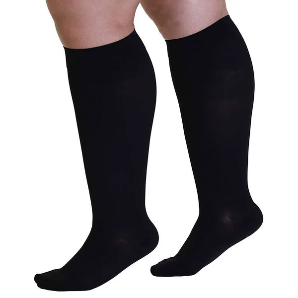 Black-mid-tube toe