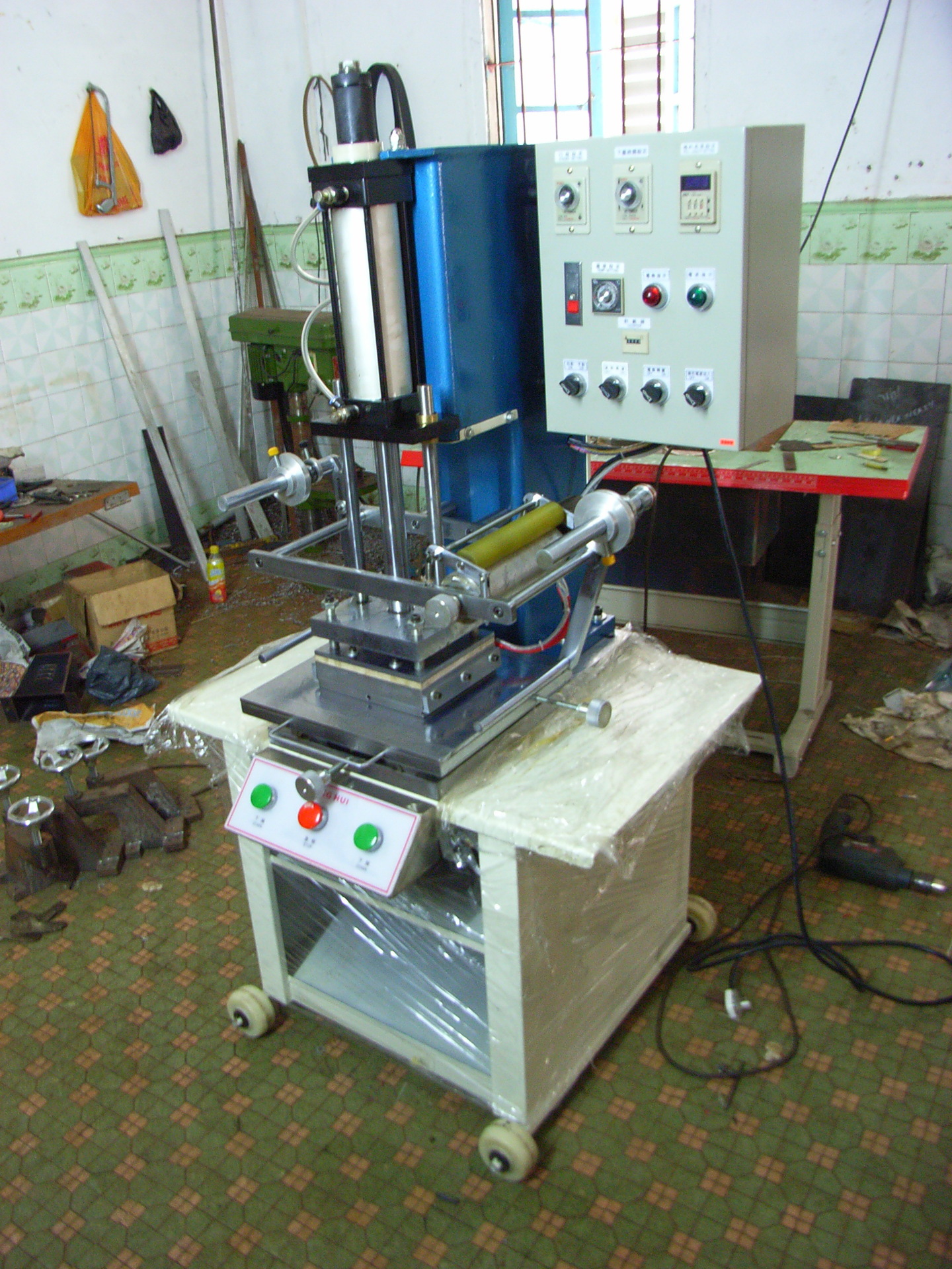 大型气动平面皮具烫金机压痕烫金机台湾品质厂家直供