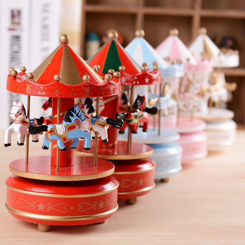 Sky City Carousel Music Box Couple Creative Birthday Gift European Spire Clockwork Music Box