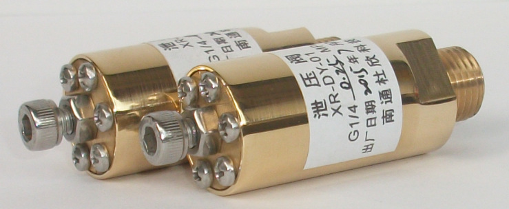 厂家低价供应压力可调安全阀密封管路防爆耐压防泄漏弹簧式