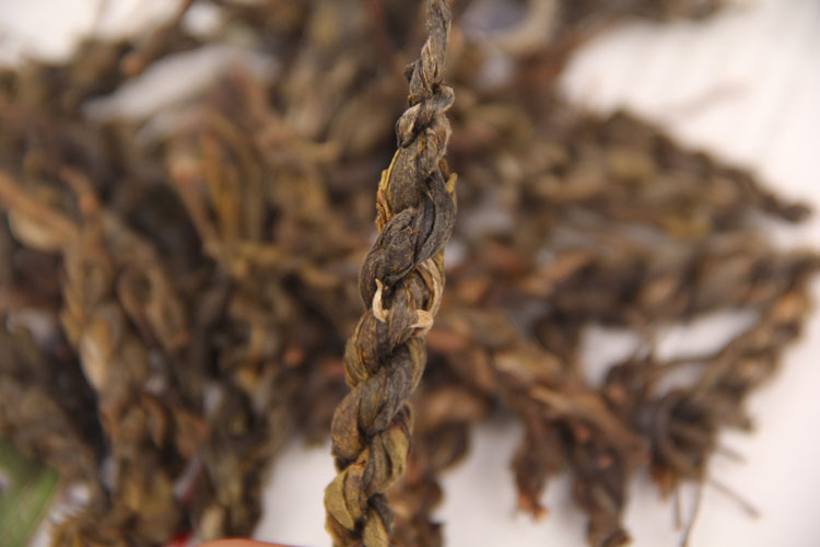 批發普洱茶 雲南永德大雪山辮子茶 普洱生茶 散裝茶 純手 工製作