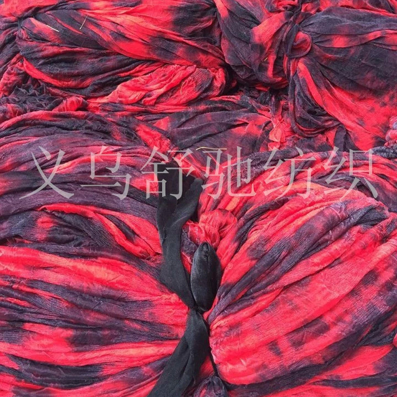 厂家供应针织平板布水印花扎染灯笼皱，圣诞时装料，舞台装，头饰