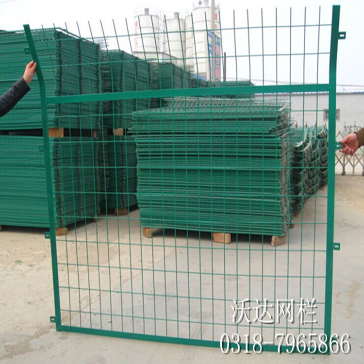 扁铁框架护栏 水源地铁丝网  水库隔离网 河边护栏围挡防护