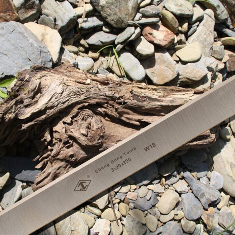 厂家直销，W18 主打白钢刀 木工刨刀片 3x30x200