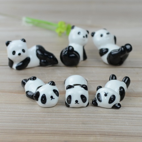 Wholesale panda chopstick holder ceramic crafts hotel supplies chopstick holder chopstick drag Japanese zakka pen holder pen holder
