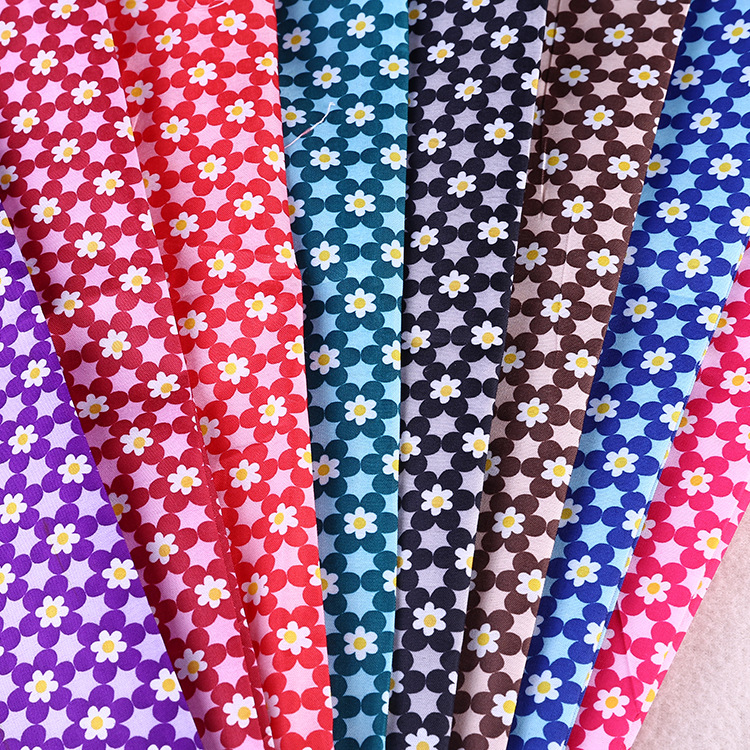 热卖 新品涤纶面料 涤纶鲜艳布料 印花面料 可定布料现货批发