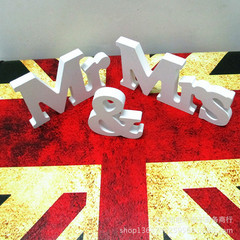 Factory Direct Sales Wooden MR & MRS Wedding Supplies Wooden English Letter Accent Wedding Props