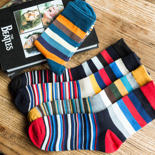 New Men's Medium Calf Socks, Fashion Color Striped Men's Socks, Autumn/Winter Cotton Socks Wholesale