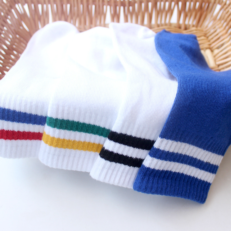 South Korea navy academy style two bar mid-barrel women socks wholesale ladies striped cotton sports casual socks South Korea navy academy style two bar mid-barrel women socks wholesale ladies striped cotton sports casual socks