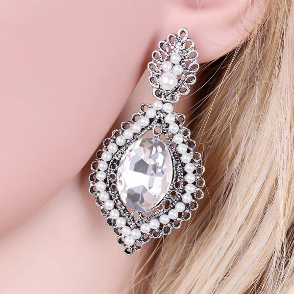 Ancient silver/white