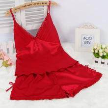 �Ҿӷ�Ů���ļ����� �z�I˯�¶�ѝ Ů�����Ը�˯��