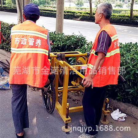 襄阳鄂州荆门直销市政排水管道疏通用牵引牛清淤机械