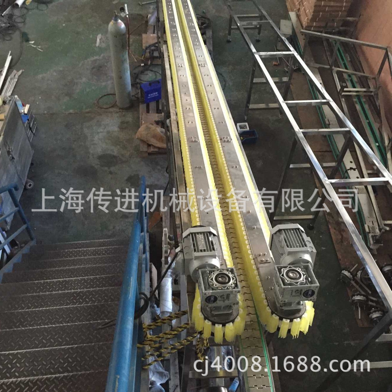 夹瓶提升机===Z字型夹持式输送机==牛奶夹持输送机