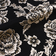 �F؛�����Ứ�h�������L���۹��bϲ�c��̨�b�������z�ڵ�õ�廨��