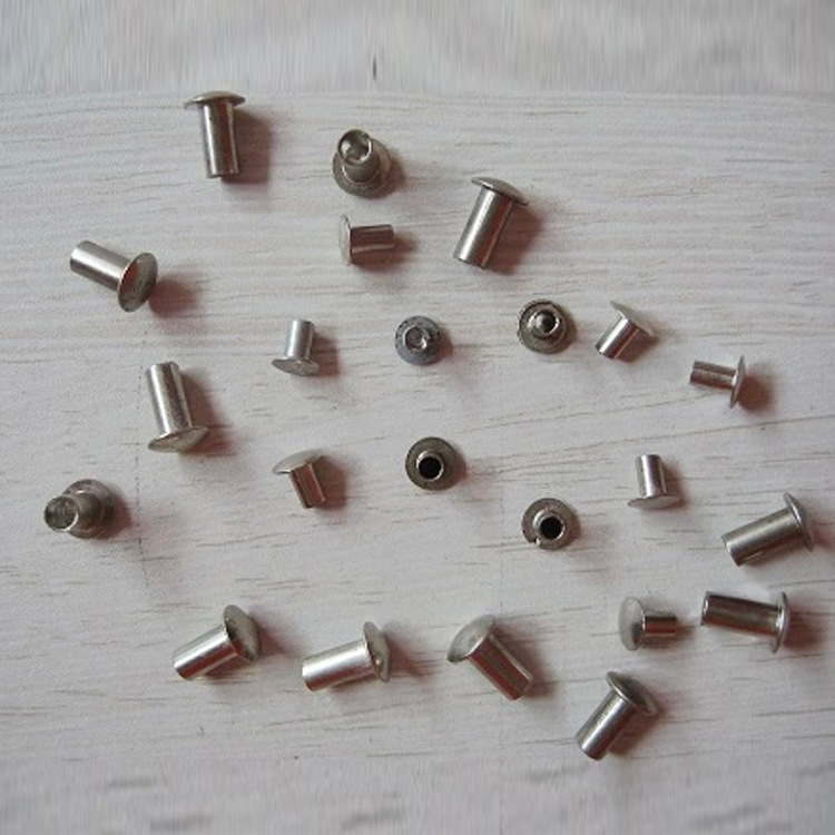 铆钉 优质铆钉 精品铆钉 高端铆钉 半空心铆钉 实心帽钉 公母铆钉