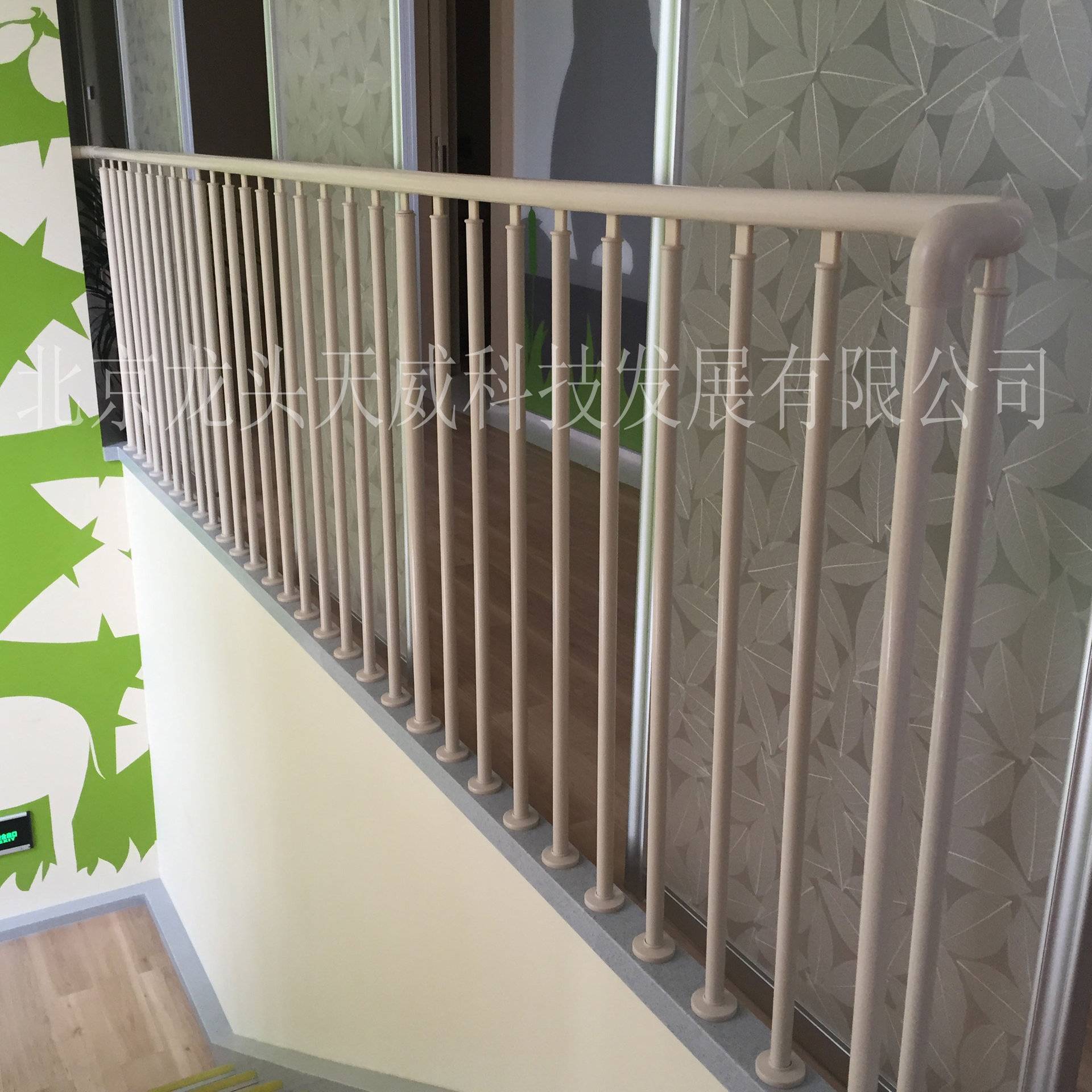 阳台护栏  现代简约 洁芙特飘窗护栏  厂家直供