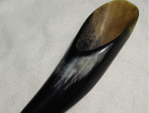 Wholesale Tianlan horn scraping board, large scraping bucket, tube, tea spoon, hollow point stick, dots 18 cm or more