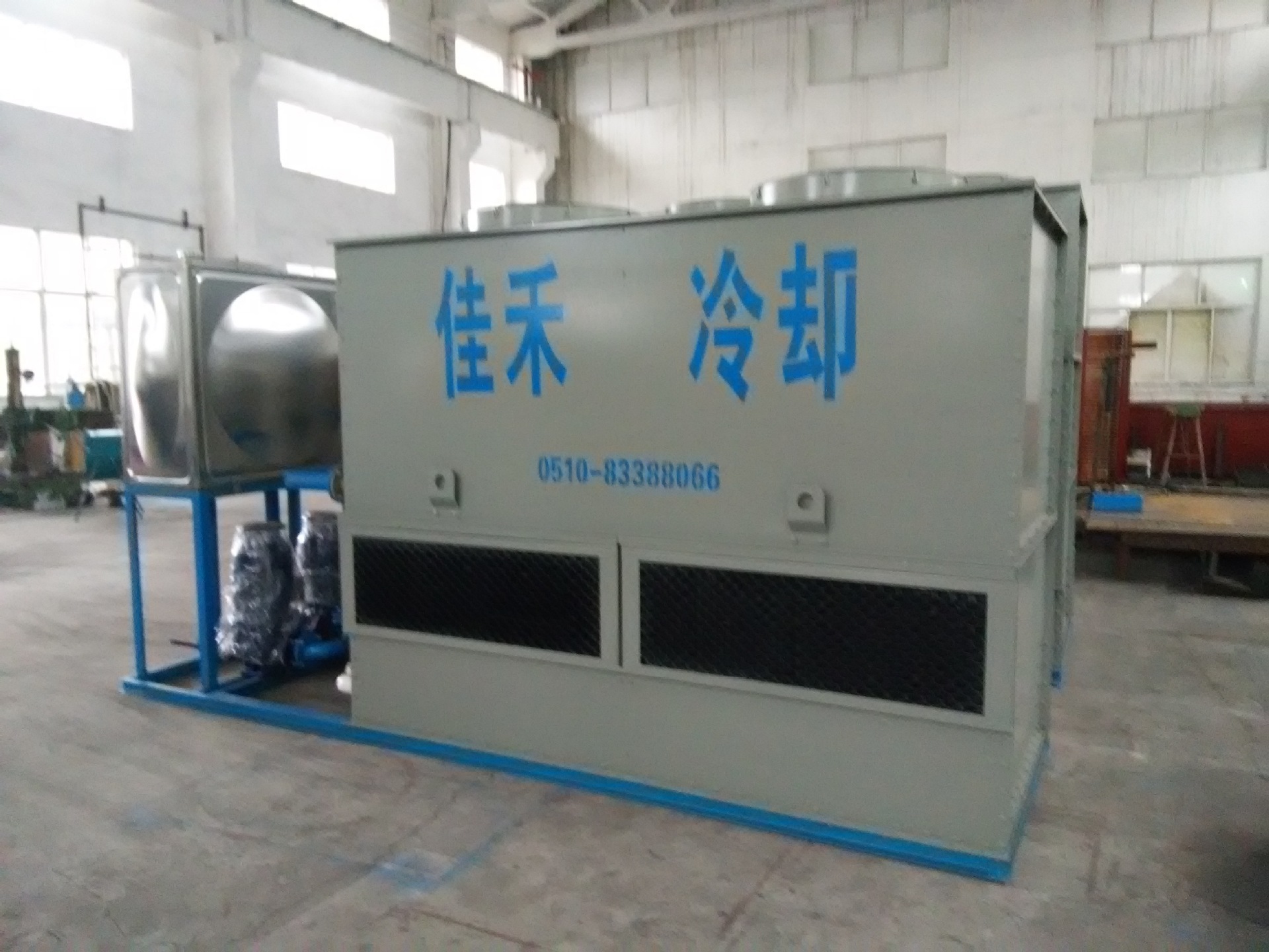 逆流式冷却塔，专门制造闭式冷却塔，品质优，价格美，值得信赖