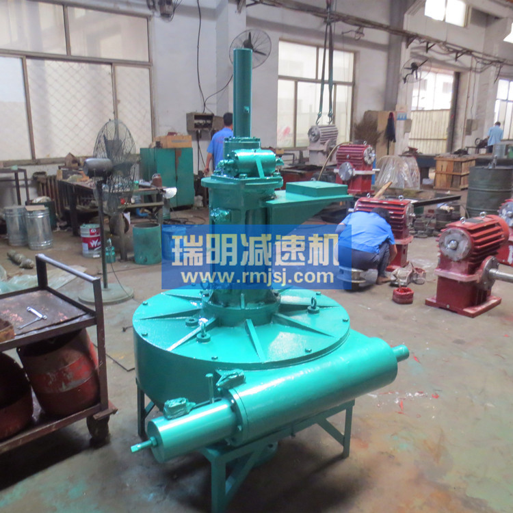 德州瑞明减速机厂家 销售JWZ型刮泥机中心驱动装置用减速机