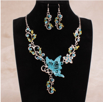 New Fashion Bride Necklace Set Ethnic Style Butterfly Love Flower Necklace Bride Jewelry Wholesale New Fashion Bride Necklace Set Ethnic Style Butterfly Love Flower Necklace Bride Jewelry Wholesale