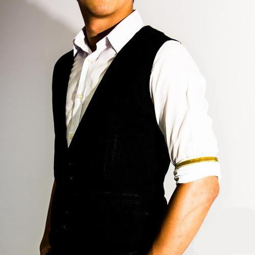 Kazuotong Spring Elastic Bracelet Armband Fashionable Men's Bracelet Shirt Sleeve Cuff Household Products