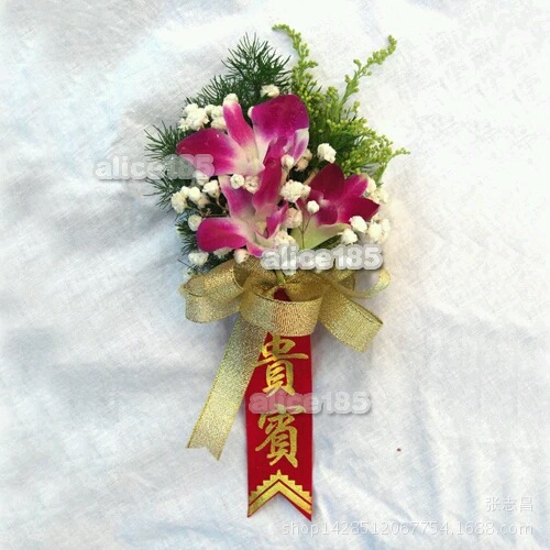 Milan nuevo festival de la boda suministros triángulo pecho hebilla broche colgante floral material de embalaje suministros PIN