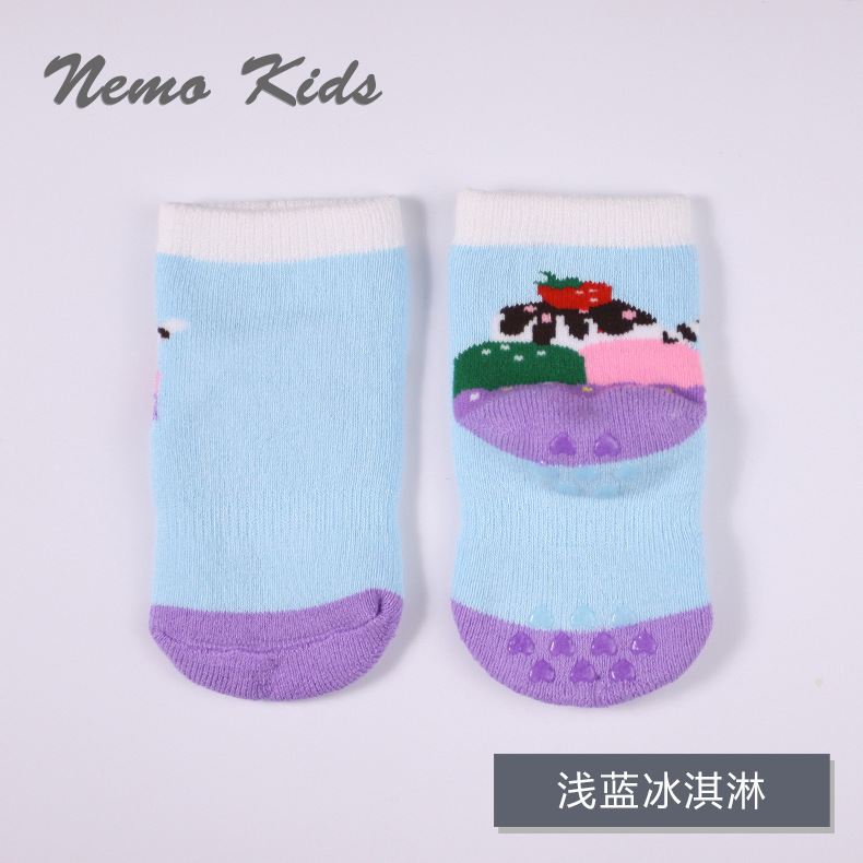 Nueva historieta del talón Terry engrosada calcetines del bebé algodón peinado sin hueso dispensación toalla caliente calcetines de los niños