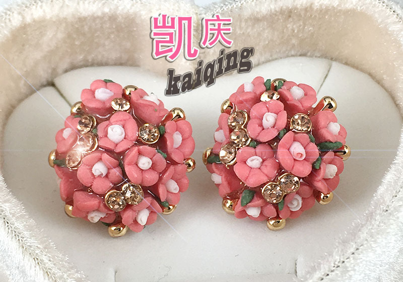 Rosa flor Stud pendientes coreano popular Comercio exterior joyería cerámica lindo pendientes anillo pendientes al por mayor