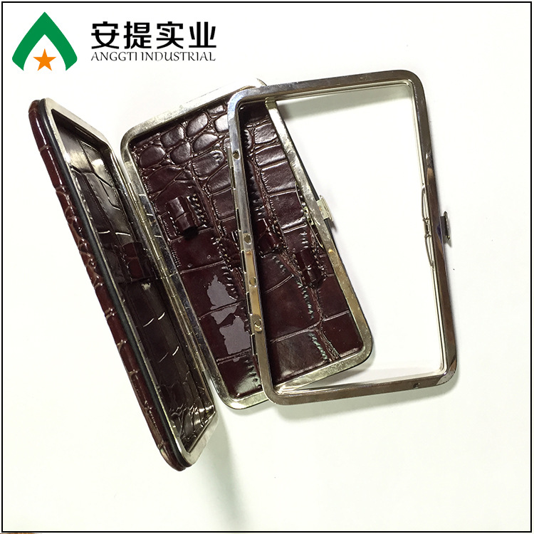 厂家盒子口金批发 新款晚装包铰晚宴包手袋五金较 化妆盒五金框