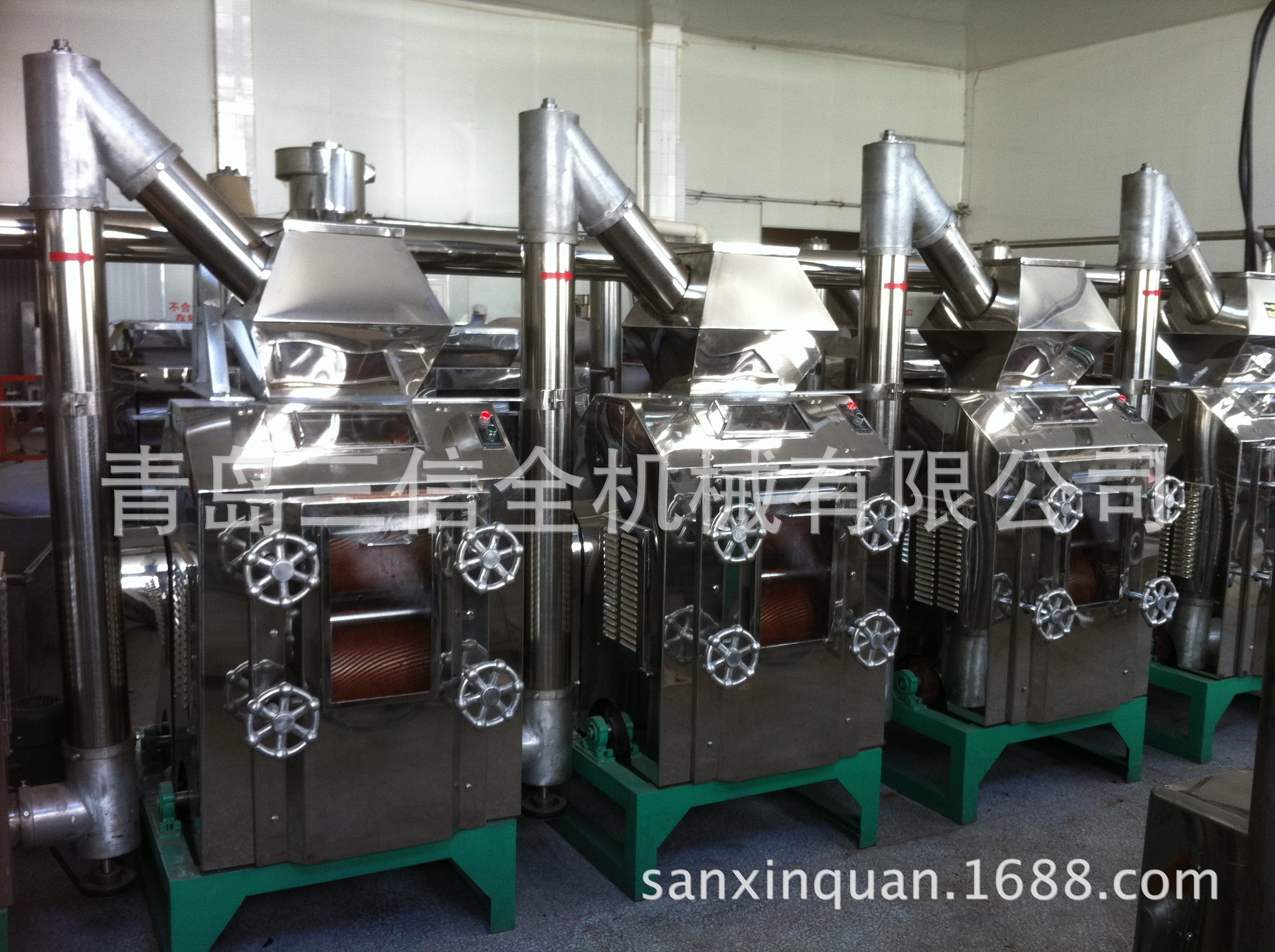 四辊耐磨型不拉丝辣椒专用对辊磨粉机制碎机耐用型节能高效耐用