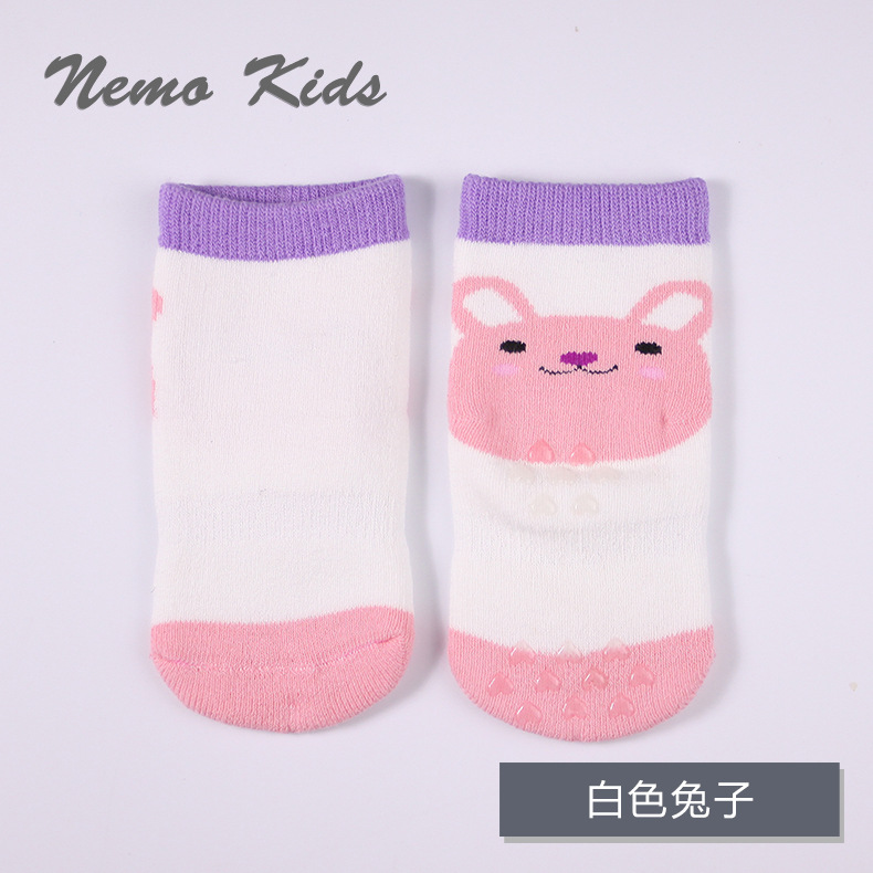 Nueva historieta del talón Terry engrosada calcetines del bebé algodón peinado sin hueso dispensación toalla caliente calcetines de los niños