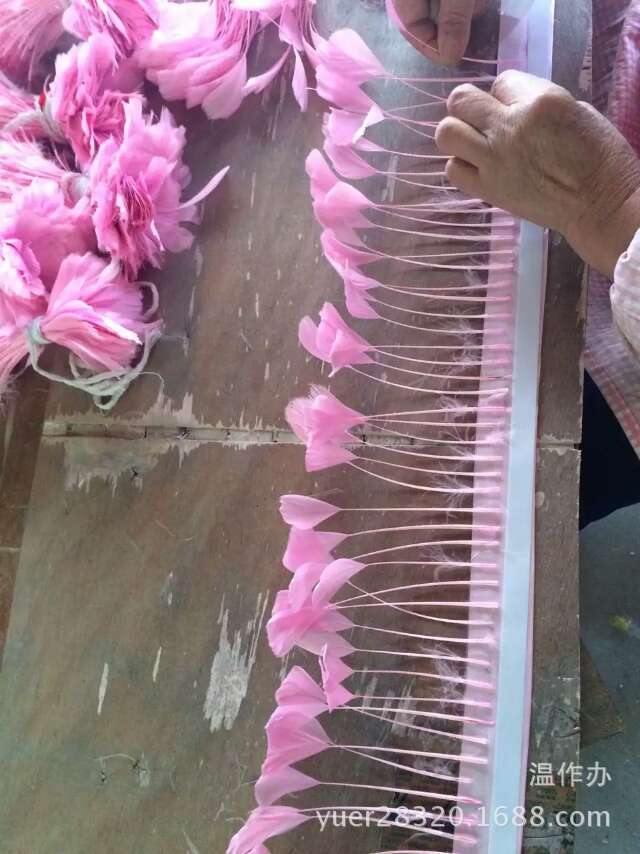 厂家现销15CM鹅毛布边/撕头毛/撕大飘花边   1米100根