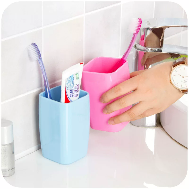 Handheld toothbrush reusable for traveling, plastic creative translucent mouthwash, increased thickness
