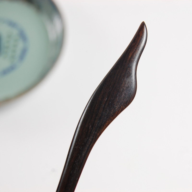Deer Chai Ebony