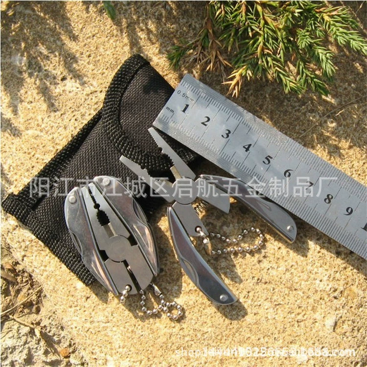 Multifunctional mini multi-purpose folding pliers MINI multi-purpose folding pliers egg pliers sage tortoise back pliers gift