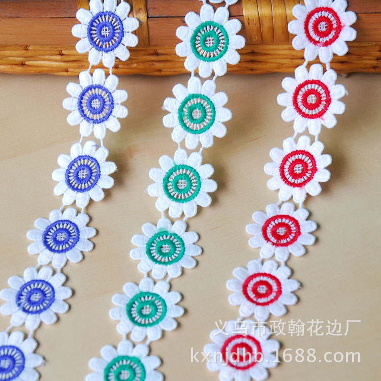 宽3.4厘米 现货供应 彩色花边 牛奶丝刺绣花边DIY服装服料