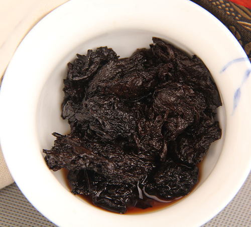 Wholesale Old Tea Head Yunnan Pu-erh Tea Cake Menghai Small Tea Head Loose Leaf 2011 Year Ripe Tea