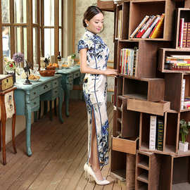 真丝复古经典蚕丝喷绘弹力缎修身双层长旗袍CZ0009