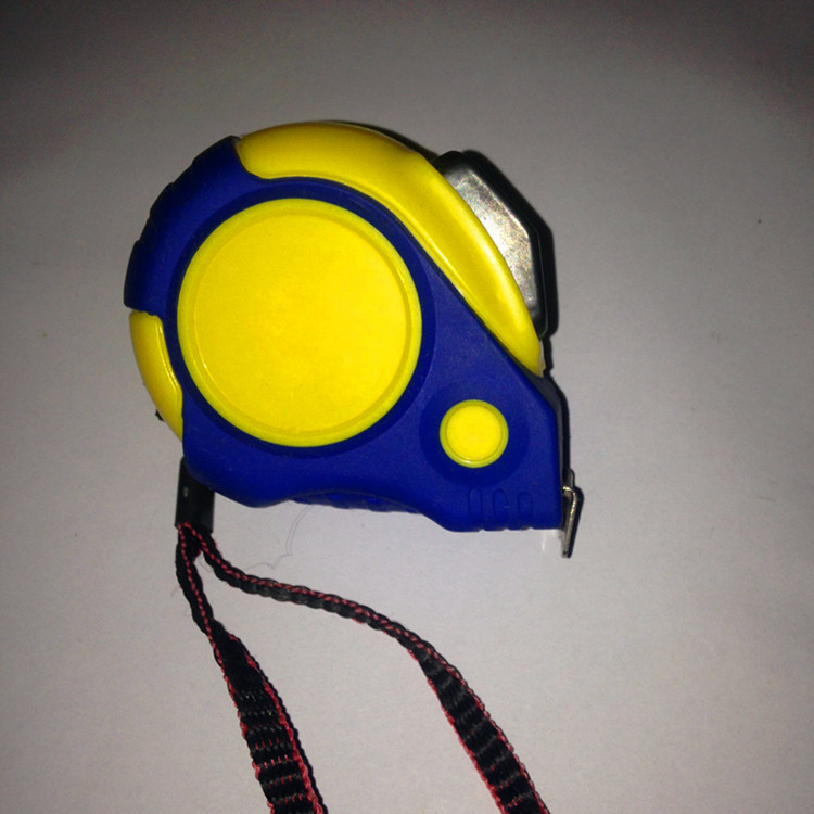 厂家供应7.5m包胶自锁卷尺