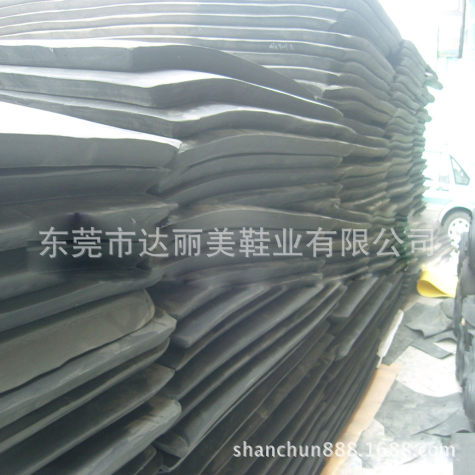 大量供应柔软SBR潜水胶 黑色SBR潜水料片材