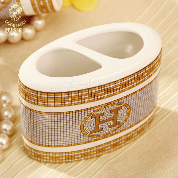 Classic-H mark-Toothbrush holder