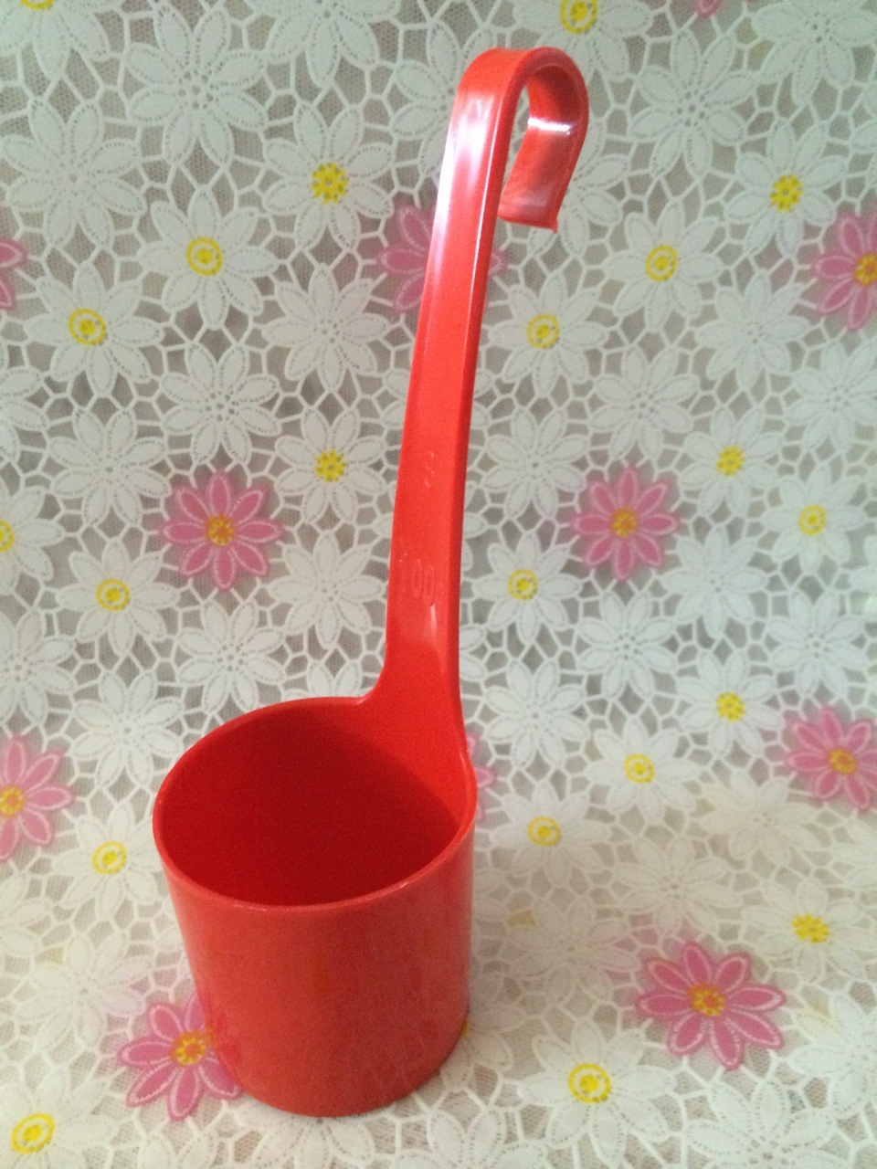 一元二元店产品地摊货源塑料二两酒提