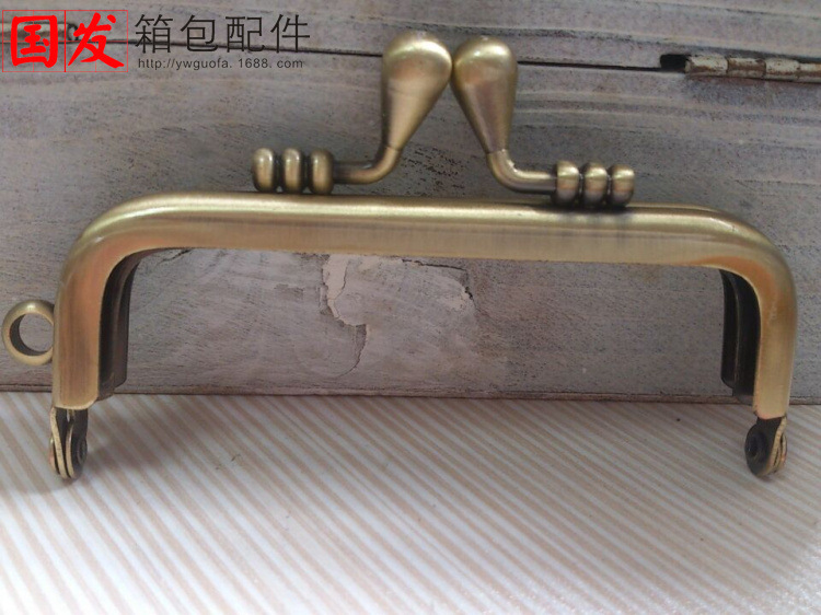 手袋铰8.5cm方形光面无孔车件头 手袋铰 厂家直销 0214-GT
