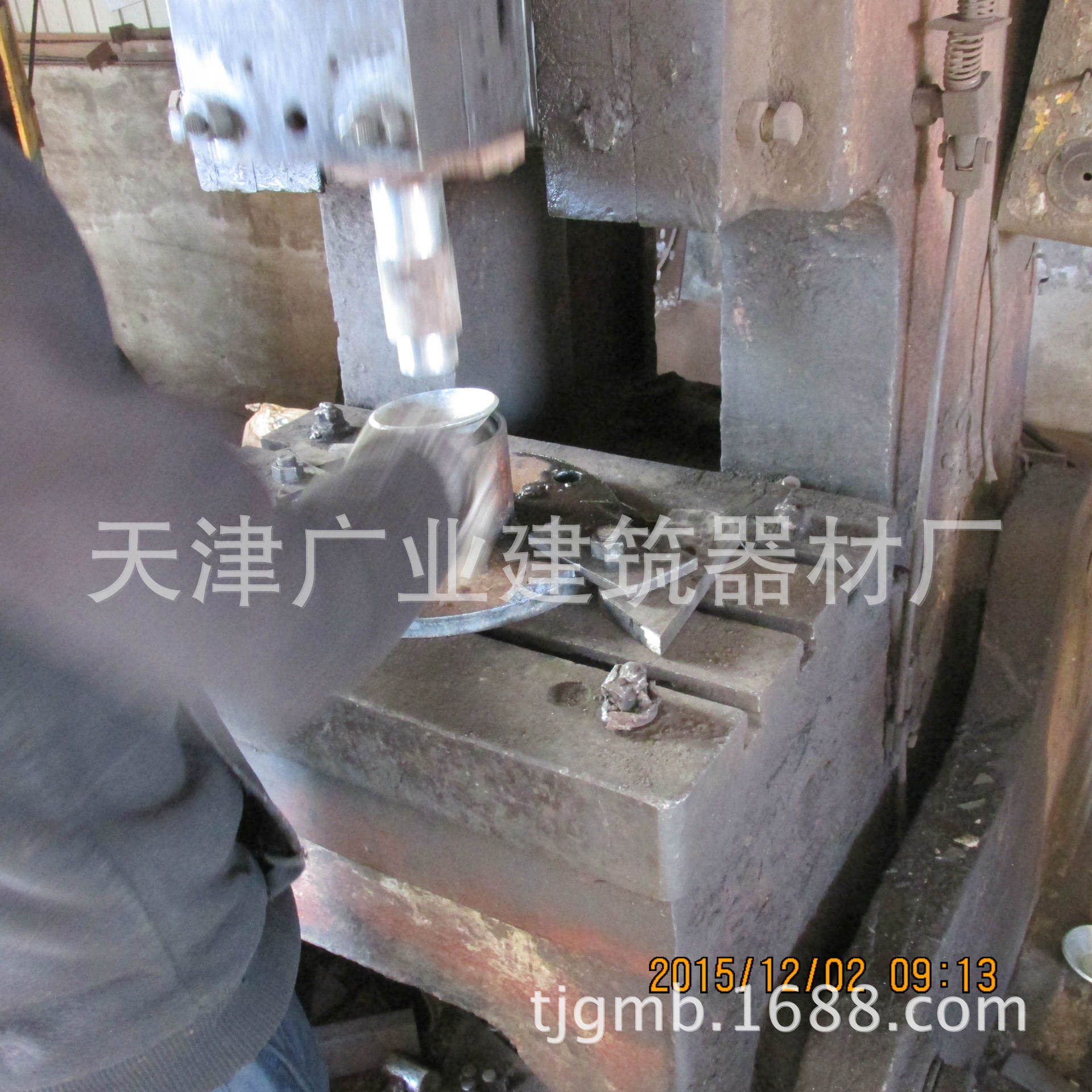 预埋件桥梁钢模板 方柱钢模板圆柱钢模板水池钢模板隧道钢模板