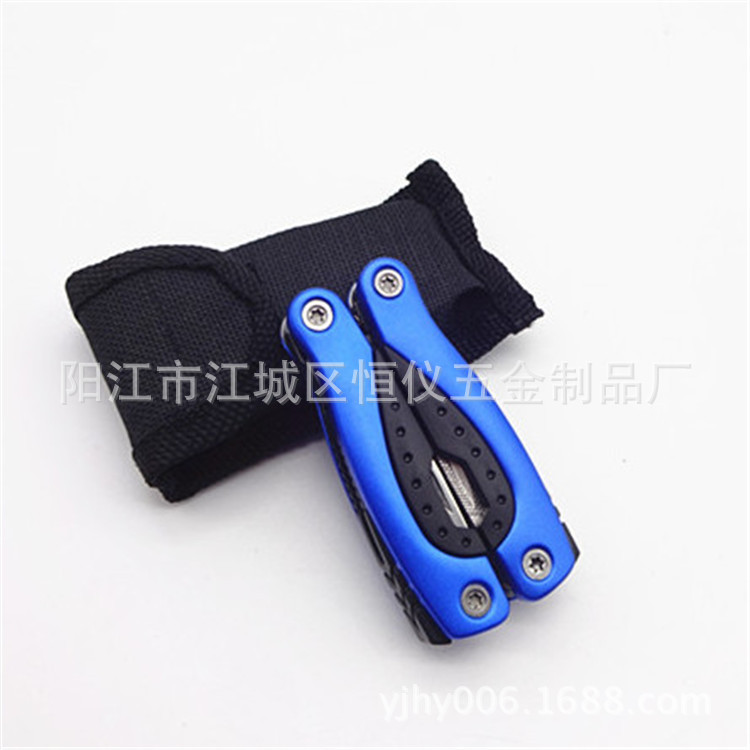 供应多功能组合折叠钳子 塑料柄多功能钳 户外野营便携工具钳爆款