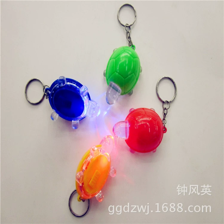 Светодиодный брелок свет черепаха вспышка оптом практичный подарок доллар магазин детские светящиеся игрушки