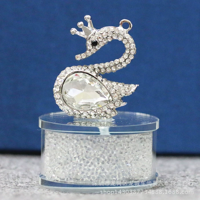 Хрустальный лебедь украшение Лебедь автомобильный парфюм украшение с бриллиантом Полный Бриллиант Лебедь стеклянная основа Рождественский подарок