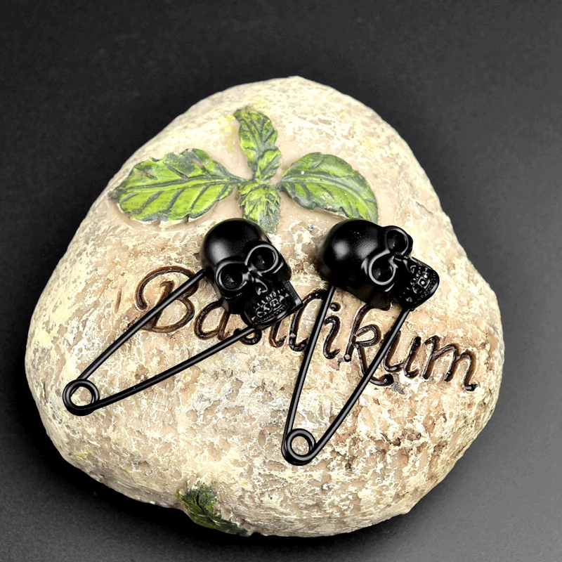 Universal accessory, black brooch, pin, wholesale