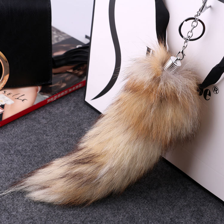 Venta al por mayor de gran tamaño real Fox cola llavero colgante coche bolso adornos invierno Venta caliente